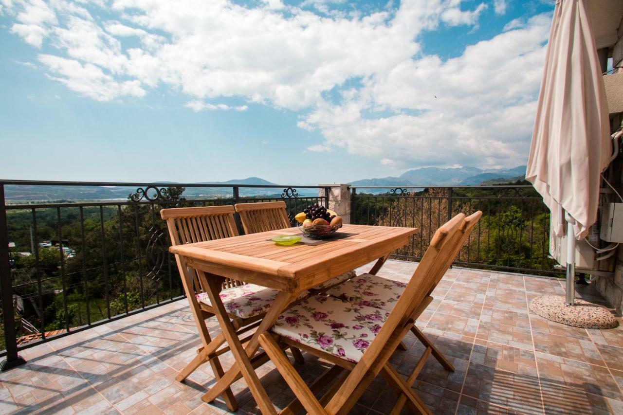 Sunny Nest Apartments Kotor Bagian luar foto