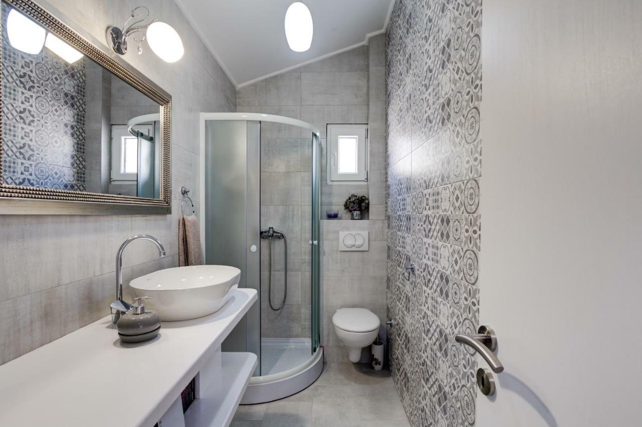 Sunny Nest Apartments Kotor Bagian luar foto