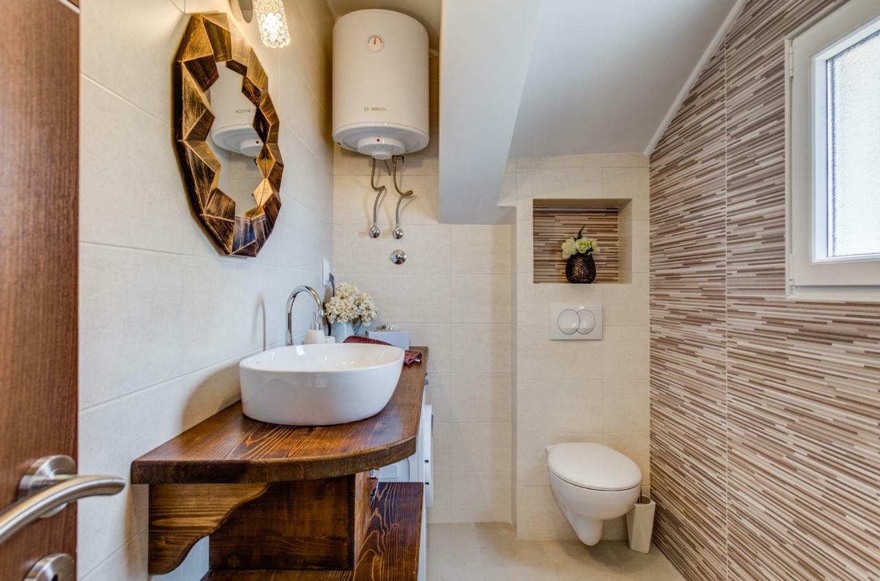 Sunny Nest Apartments Kotor Bagian luar foto