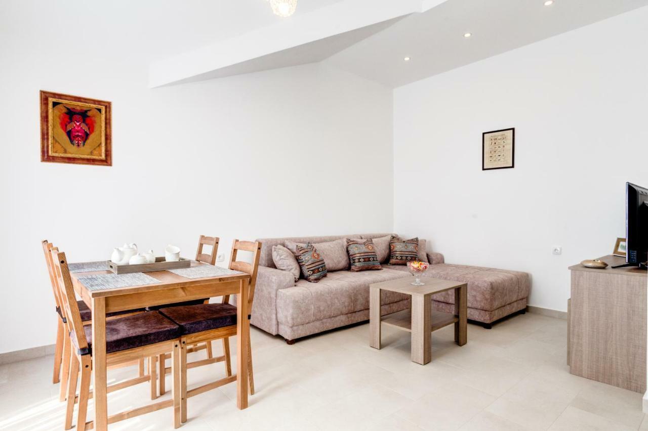 Sunny Nest Apartments Kotor Bagian luar foto